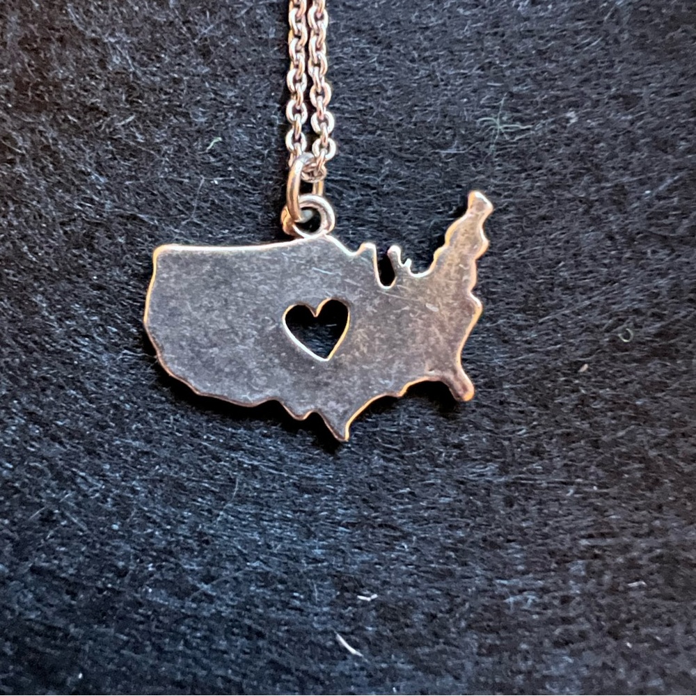 🇺🇸 Jewelry Bundle - Picture 4 of 5